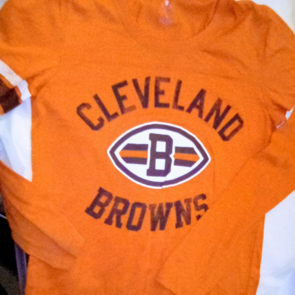 NFL PINK VS Cleveland Browns Long Sleeve Tee